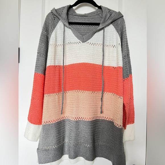 Sweaters - NWOT Stripe Color Block Hooded Sweater Plus Size 3XL